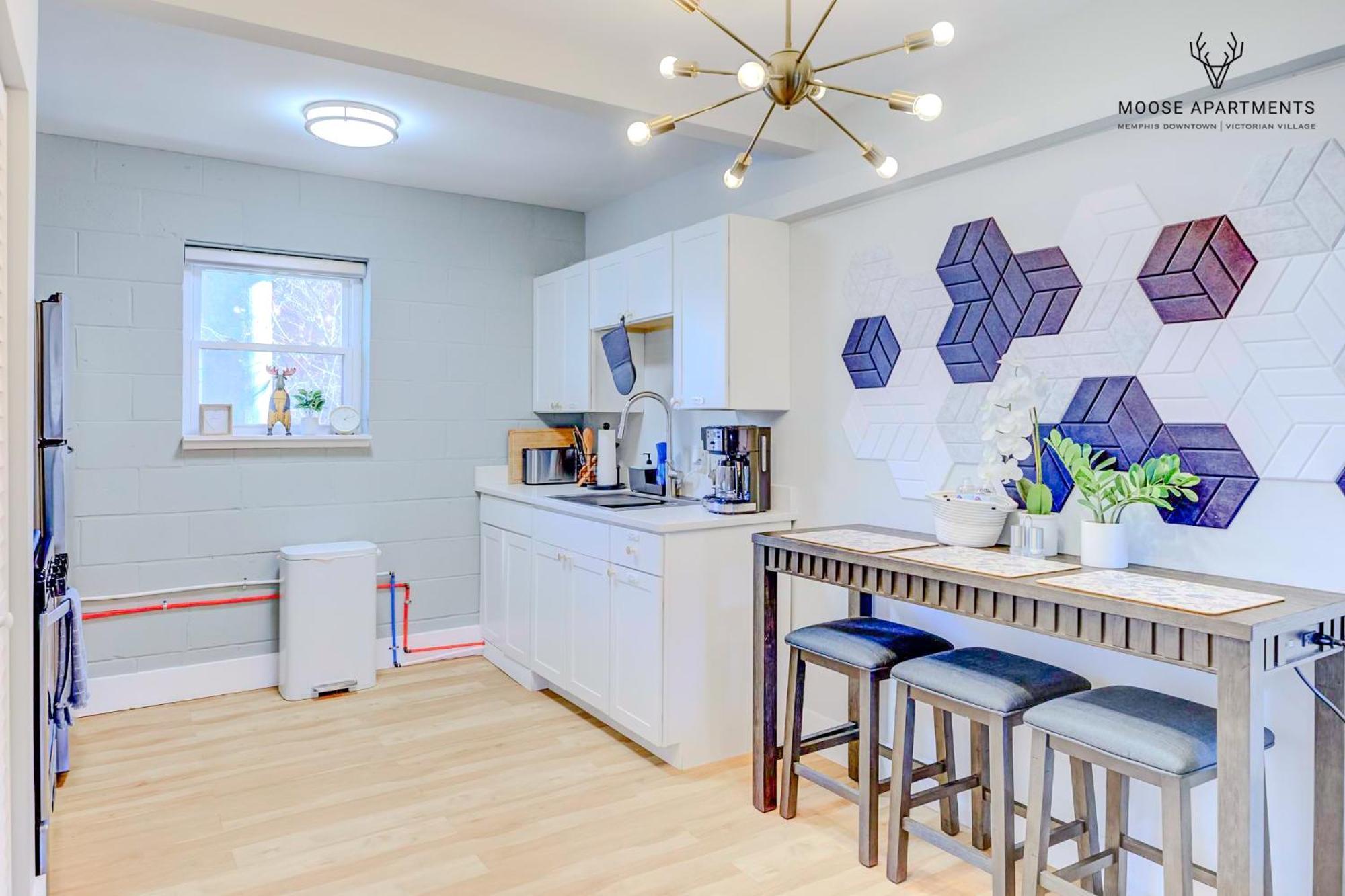 The Moose #8 - Modern Luxe Loft With King Bed & Free Parking & Wifi Appartement Memphis Buitenkant foto